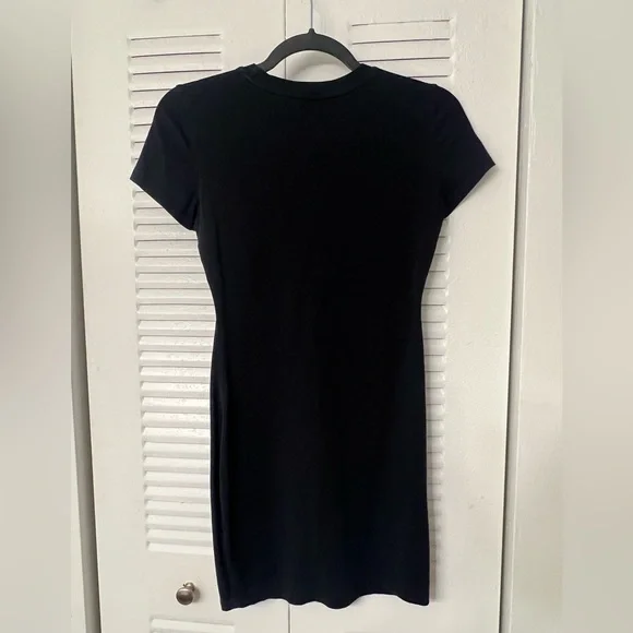 Black Tee mini Dress - Picture 2 of 2